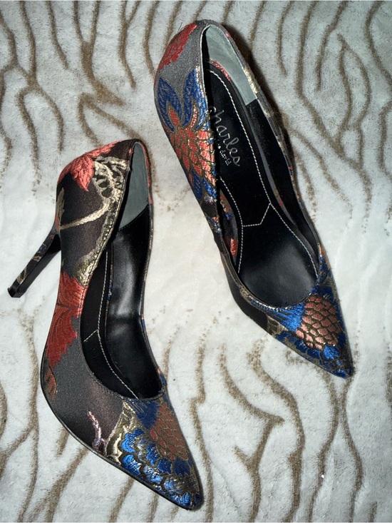 Charles David Shoes - Charles David Multicolor Floral Brocade Pointed-Toe Pumps